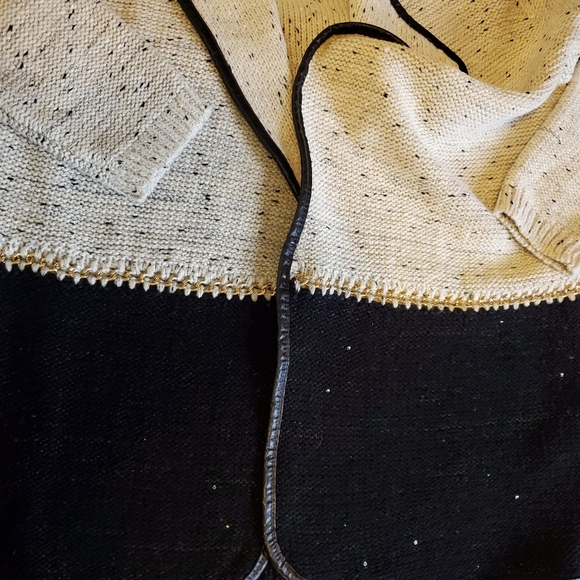 Jeune Jeunesse Metallic Knit Sequin Sweater - Picture 6 of 9